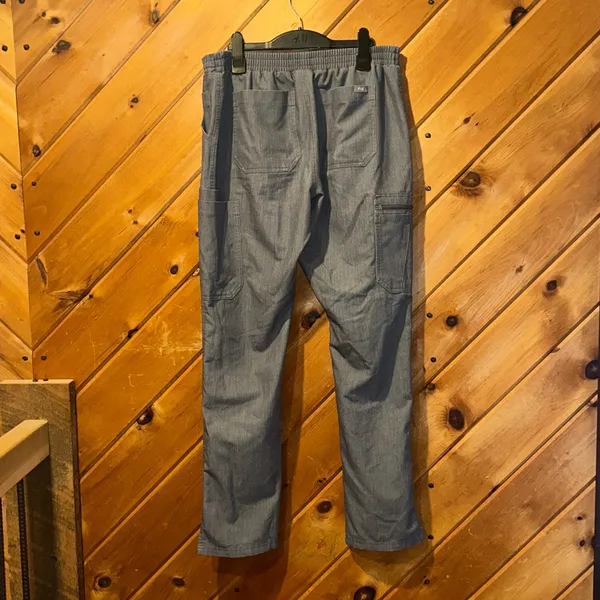 Figs High Waisted Yola Skinny Scrub Pants in graphite gray - Image 7