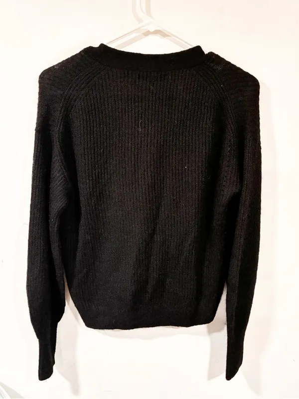 Quince Women's Lightweight Baby Alpaca Cropped Cardigan Black Size Small - Image 4