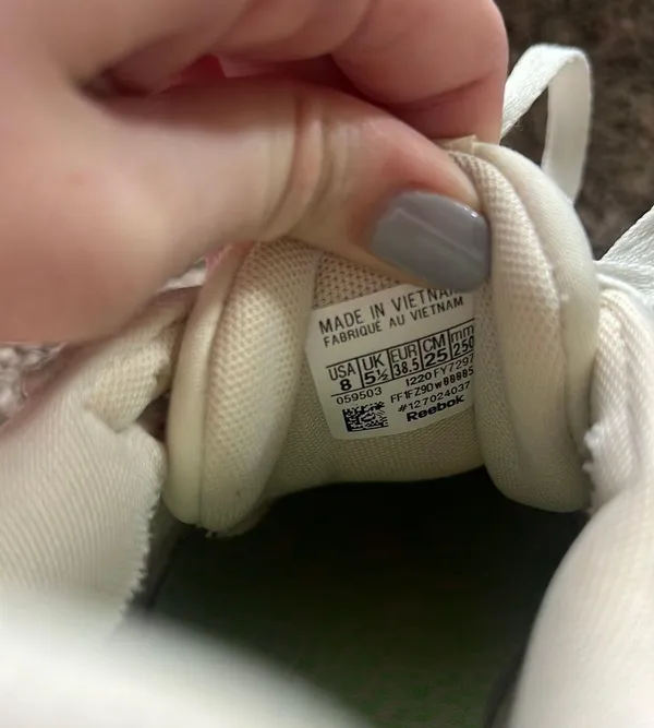 Reebok Shoes - Image 8
