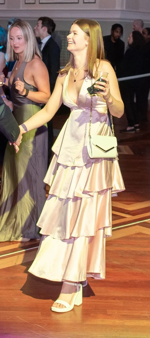 Selfie Leslie Pink Formal Dress - Image 2