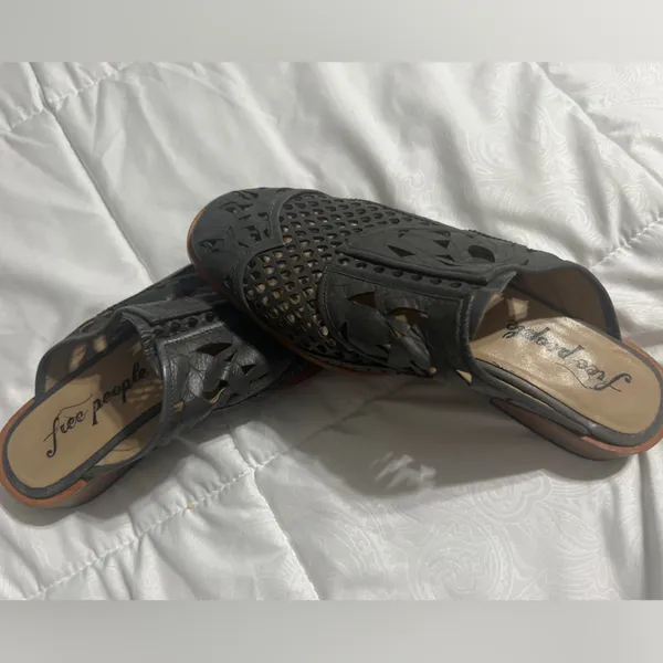 Free People Black Leather Laser-Cut Mule with Natural Wood Sole - Image 6
