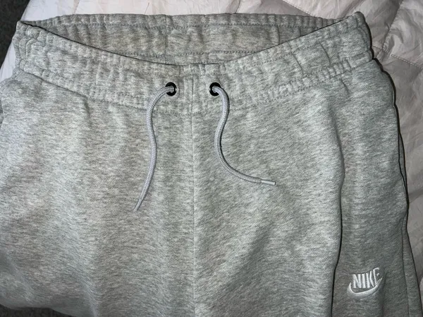 Nike Grey Sweatpants - Image 5