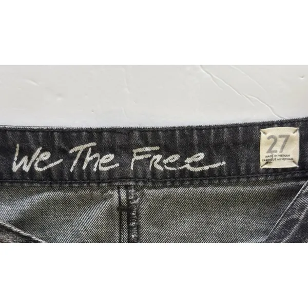 We The Free Womens Faded Black Denim Skirt Size 27 High Rise Cutoff Raw Hem Y2K - Image 4