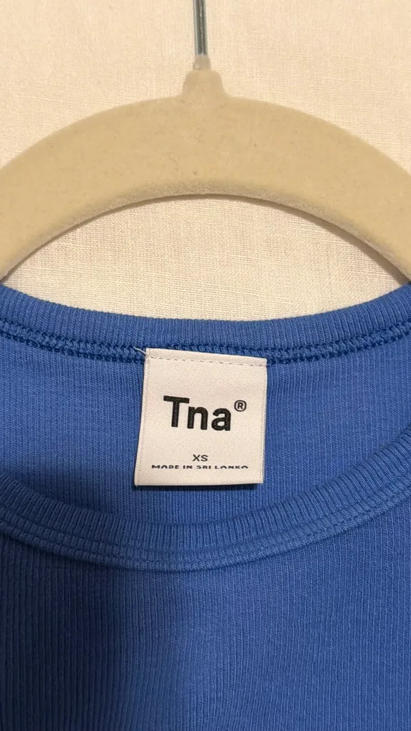 Aritzia TNA Tank Top - Image 2