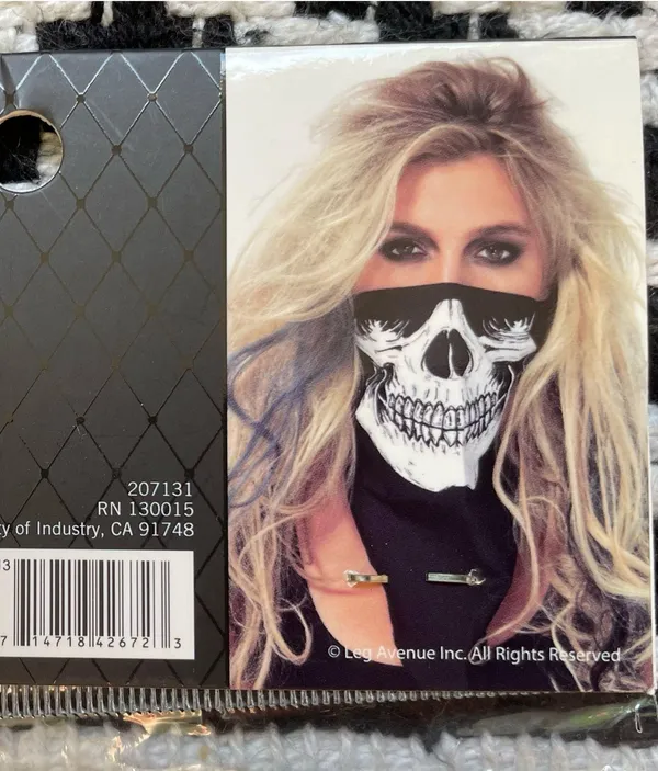 Leg Avenue Skull Bandana NWT! - Image 5