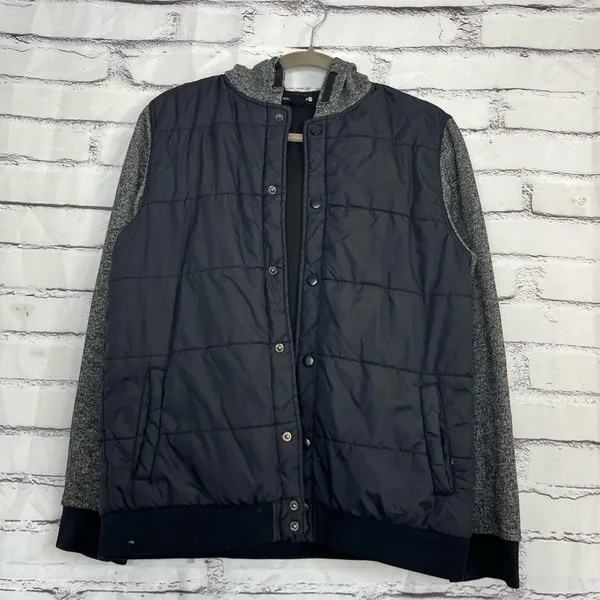 Ocean Current Women’s Puffer Jacket XL Black Gray Two Tone Button Up Hoodie Y2K - Image 7