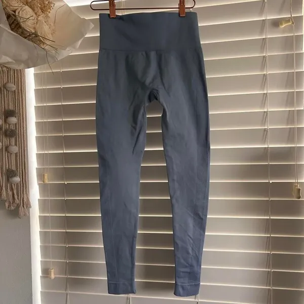 SET Active pastel baby blue ribbed seamless leggings size small - Image 4