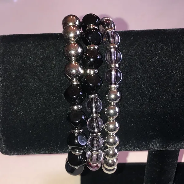 Stretch Beaded Bracelet Set - Black & Silver Tones - Image 2