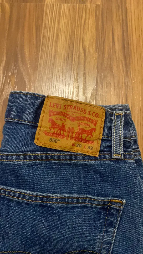Levi’s 550 Jeans Relaxed Fit - Image 2