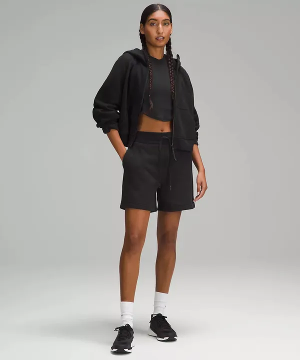 Lululemon Scuba High-Rise Short 5"- size 8- in black - Image 6