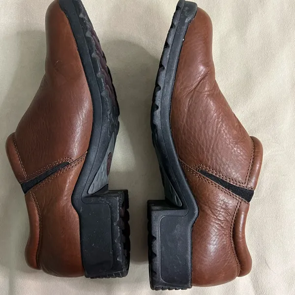 Ariat ATS Equipped Brown Leather Zip Clogs | Women’s 9B - Image 7