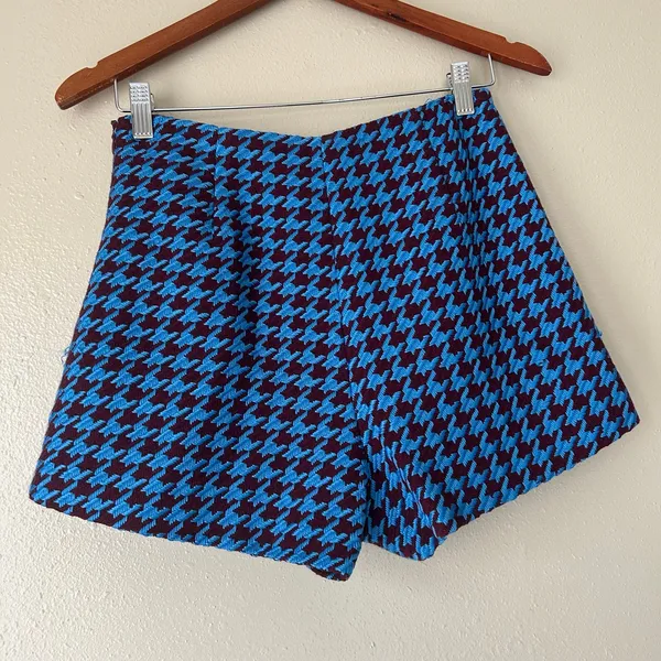 Avec Les Filles Blue and Burgundy Houndstooth Skort US Size 6 - Image 7