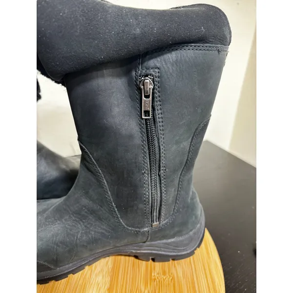 UGG Australia Boots Women's‎ 7 Black Sheepskin Leather Waterproof Shearling 1903 - Image 11