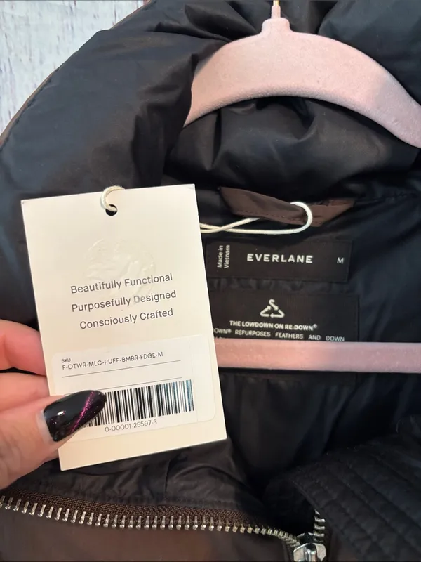 NWT Everlane The Puffer Bomber - Image 11