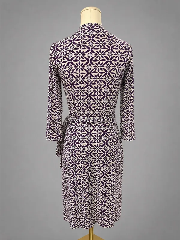 Diane Von Furstenberg Purple and Cream Floral Wrap Midi Dress - Image 4