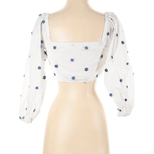 FARM RIO flower embroidered‎ White Crop Top Small - Image 8