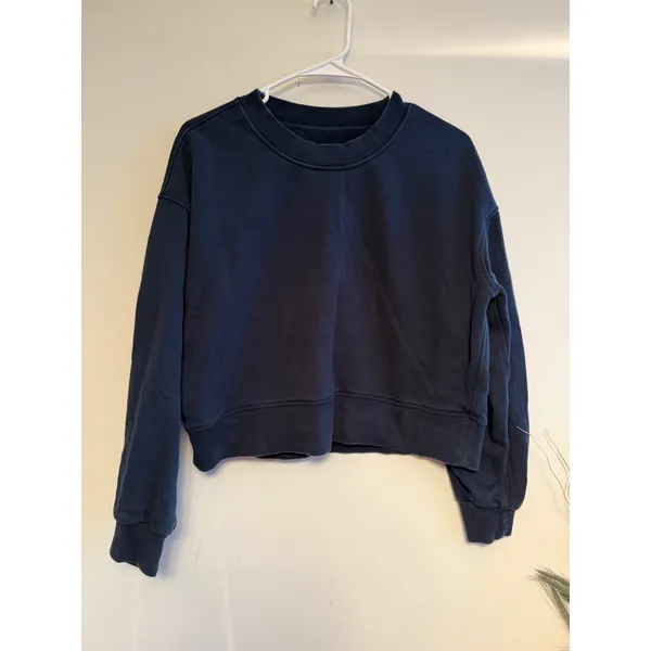 Lululemon Relaxed Cropped Crewneck Sweatshirt Navy Blue Fleece Pullover 3915 - Image 2