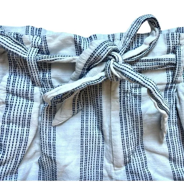Womens H&M LOGG White Embroidered Paper Bag Style Tie Waist Shorts - Sz 6 - Image 5