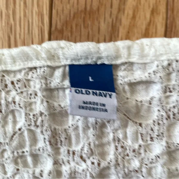 Old Navy White Textured Boho Long Sleeve Top Large Square Neck Cottagecore - Image 4