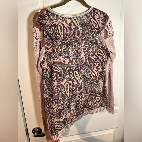 Buckle Gimmicks Collection Mauve Mesh Paisley CrissCross Long Sleeve Size Large - Image 4