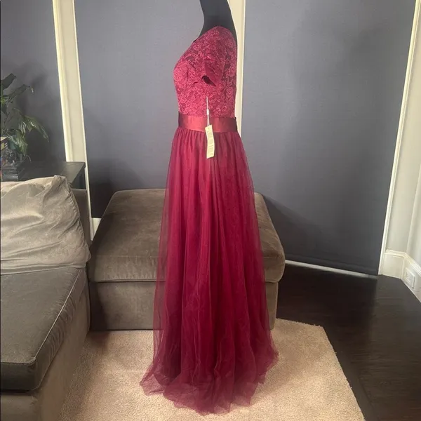 Women’s Full Length Burgundy Prom Bridesmaid Dress Short Sleeve Zip Back Size 10 - Image 6