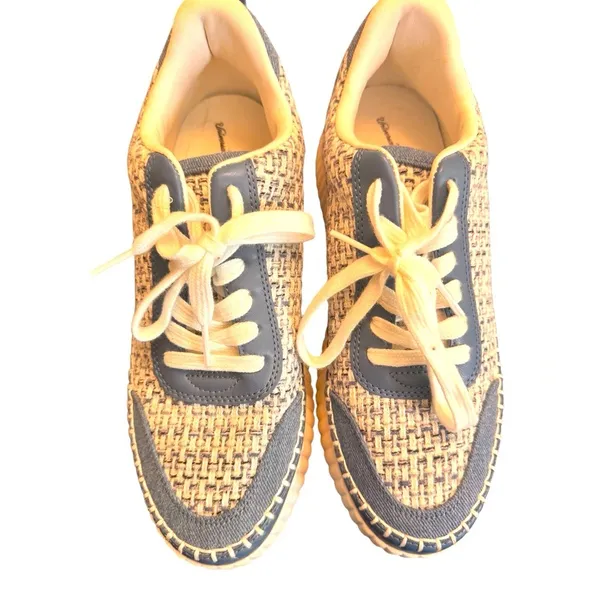 Universal Threads Woven Platform Sneakers Blue Cream Tweed Women's Size 9 in EUC - Image 4