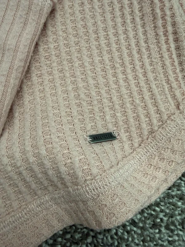 Hollister Sweater - Image 3