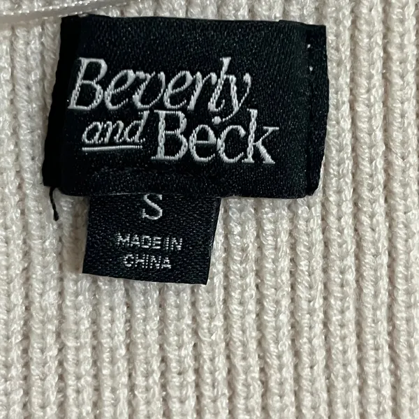 Beverly and Beck PacSun Cropped Sweater Lilac Rosebud Cable Knit Size Small‎ NEW - Image 5