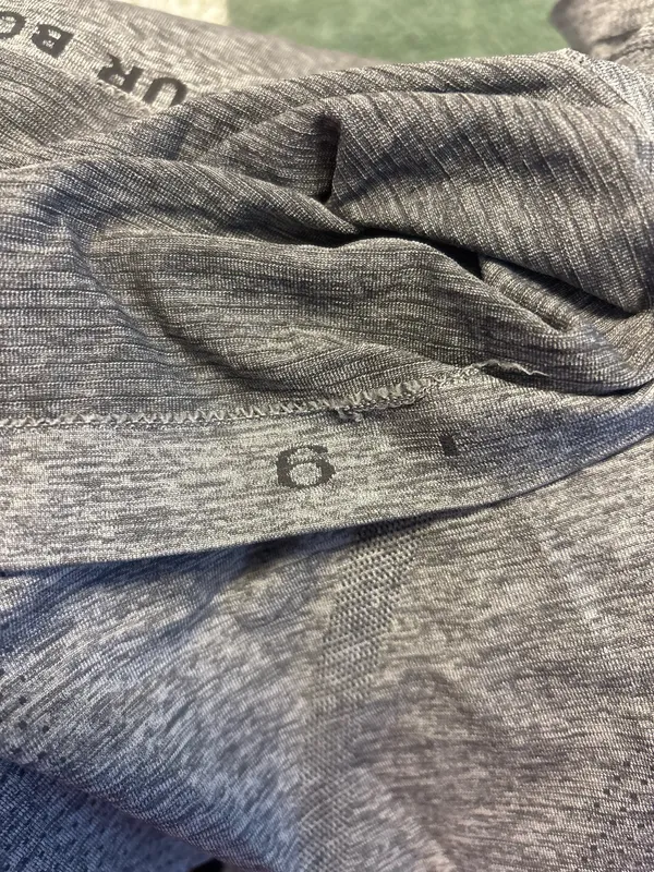 Lululemon Swiftly Tech Short Sleeve Grey - Image 3