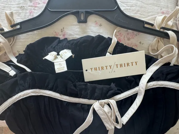 NWT Black and White Boutique Top Size XS - Image 4