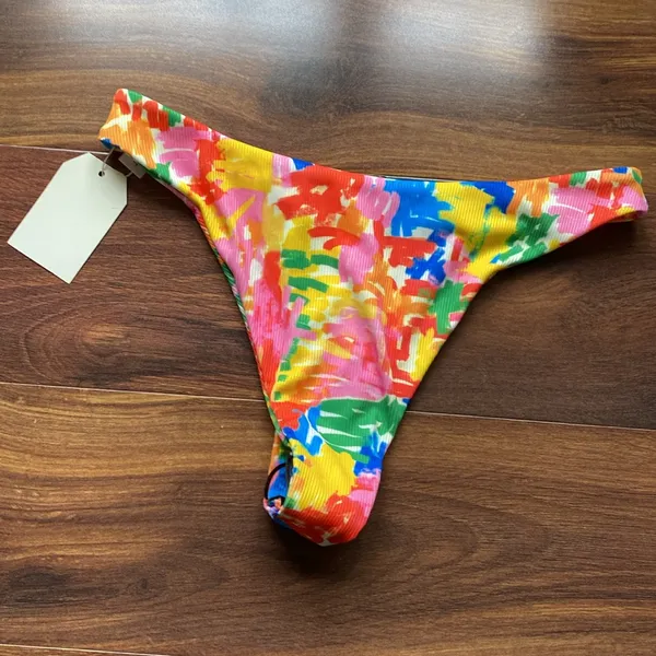 Aurelle 2 piece Bikini Top - Image 9