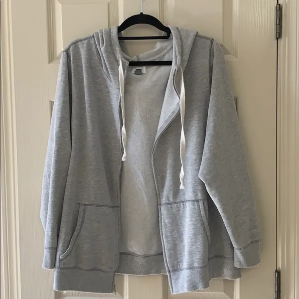 Old Navy light gray zip up hoodie size XXL - Image 5