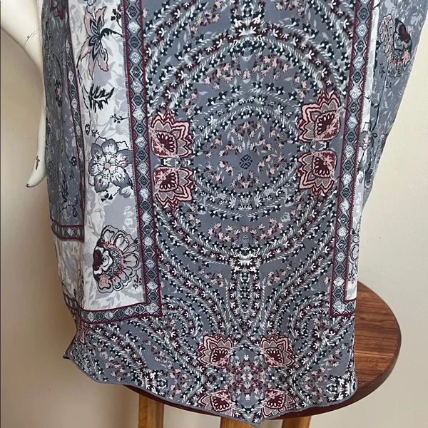 Maurices White and Blue Paisley Tank Top with handkerchief edge - Image 3