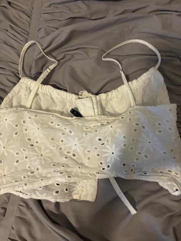 White eyelet Zaful top  - Image 5