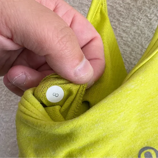 Lululemon Women’s‎ Lime Green No Limits Sports Bra Tank Top Size 8 - Image 2