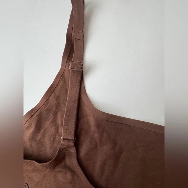 Lululemon Athletica Wundermost Ultra-Soft Nulu Scoop-Neck Brown Bralette Size‎ 2 - Image 5