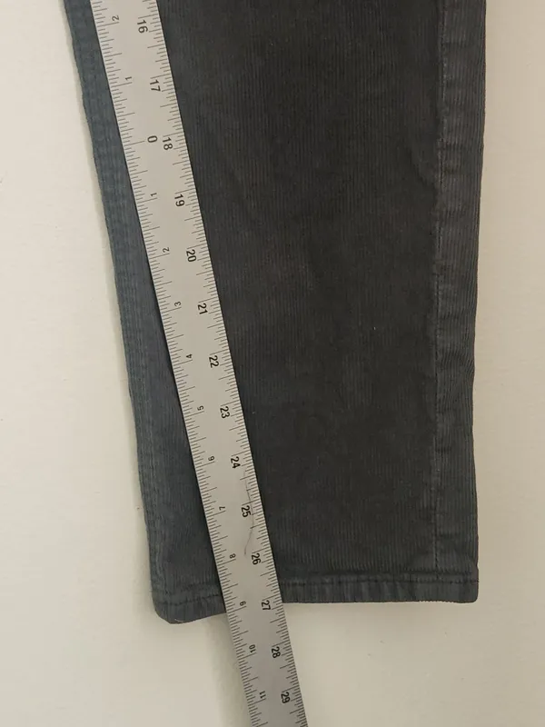 American Eagle Dusty Green Mom Straight Corduroy Jeans Size 4 - Image 7