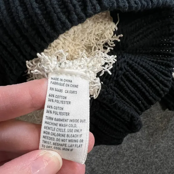 American Eagle Vintage Boyfriend Sweater Black Cream Striped Eyelash Knit Large - Image 4