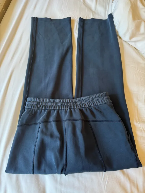 Lululemon Softstreme High-Rise Pants 31" size 6 - Image 2
