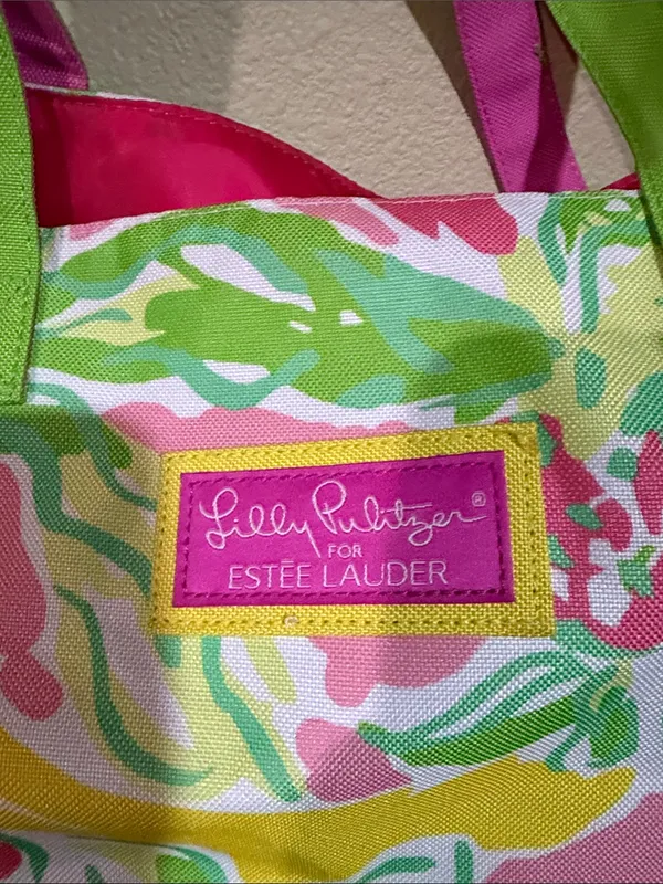 Lilly Pulitzer x Estée Lauder Pink Tropical Print Canvas Tote - Image 2