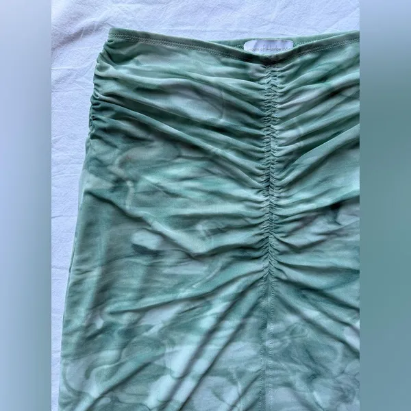 House of Harlow 1960 Mint Green Teal Tie Dye Ruched Maxi Skirt - Image 4