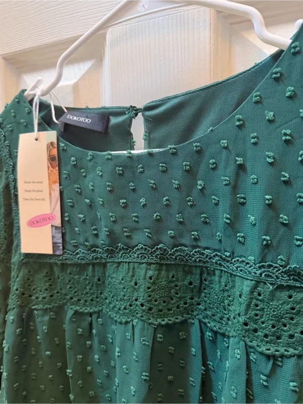 NWT Textured Green Blouse with Lace Yoke - Image 2