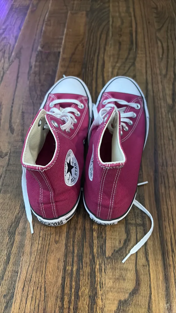 Converse High-Top Chuck Taylor - Image 2