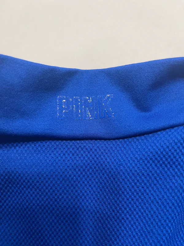 PINK Victoria's Secret Long Sleeve top m\l - Image 3