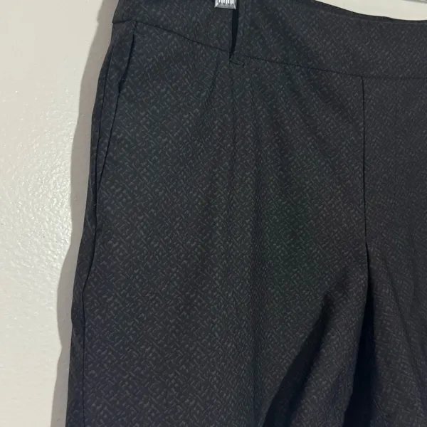 NEW Women's Spanx Sunshine UPF 50+ Shorts In Black & Gray Size‎ Large - Image 3