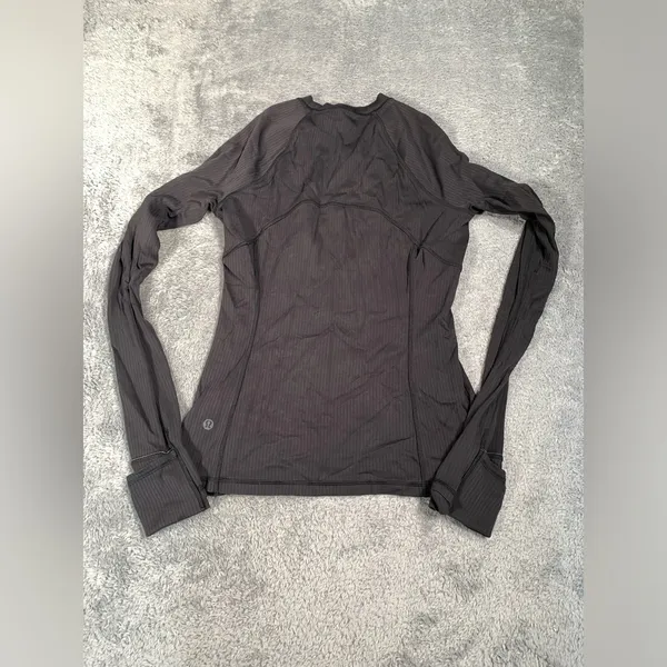 Lululemon its rulu ribbed Black Long Sleeve Women's Top small - Image 7