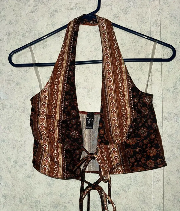Windsor Bohemian Flair Halter Crop Top - Image 2
