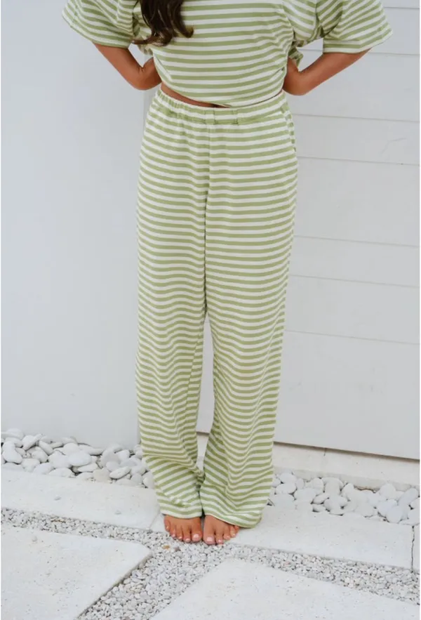 These Three Boutique Set - Image 2