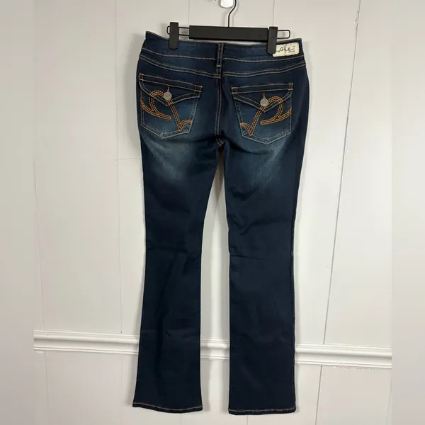 NWT Love Signature Denim Blue Bootcut Jeans 28 Casual Basic Everyday Women’s - Image 2
