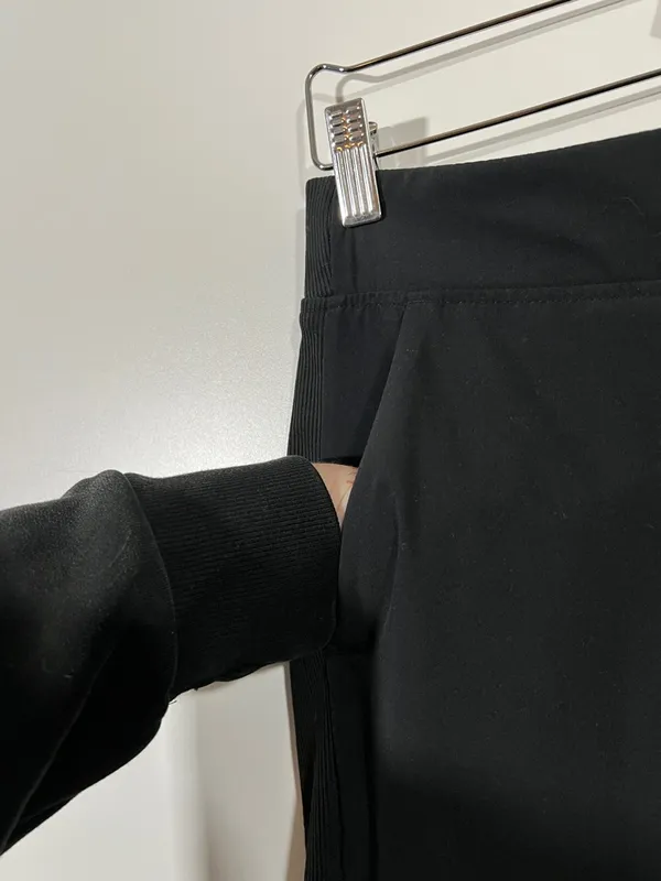 Athleta Brooklyn Ankle Pants in Black Size 2 - Image 5